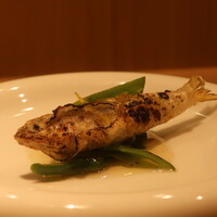 RISTORANTE IL NODO - 初夏の稚鮎 渡辺農園のピーマン 胡瓜 八木下さんのベルガモットアップ