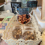 和歌珈琲 - ちょっとお高めですが、この内容ならきっと美味しいと思いました♪