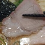 八雲 - チャーシューリフト、ただこんな脂のあるの初めてかも？