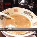 ラーメン銀次 - スープはさすがに飲み干せず・・・