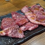 酒とホルモンとお肉 ぜっと - 