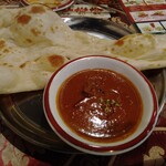 Asian restaurant & bar sarathi - マトンカレーとナン