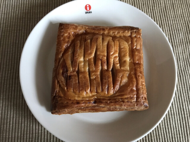 フォーシーズン - 大釈迦（洋菓子）の写真