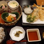 かごの屋 - 