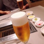 熟成和牛焼肉エイジング・ビーフ - ランチセットの生ビール♥