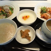 謝朋殿 仙台店 - 