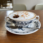 福日和カフェ - ふわふわ！
                                スターアニスの浮かぶ福日和チャイです。