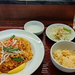 タイ料理 レモングラス - 