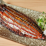 Sake To Sakana Be-Su - ハイパー干物クリエイター藤間さんの鯖のみりんぼし干し焼