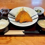 産直の魚貝と日本酒・焼酎 和バル 三茶まれ - 
