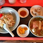 味城飯店 - 本日のランチ②炒飯・小ラーメン