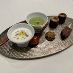 ナベノ-イズム - 日本堤　バッハコーヒーと駒形をイメージした小菓子