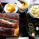 あじか - うな重(3100円税込)
