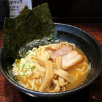 家族ラーメン はやし家 - 魚介ラーメン800円