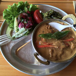 モイベーカリー - カレーはマイルドな南インド風チキンカレーを選ぶ