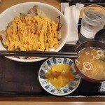 仁亭 - じんていチーズ丼