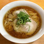 飯田商店 - 「冷凍かけしょうゆらぁ麺（3食）とチャーシュー300gブロックのセット」5500円