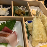 Sushi Sake Sakana Sugi Dama - 小鉢、刺身、天ぷら