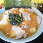 家系ラーメン ジェット家 - チャーシュー麺（中）