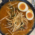 Yokohama Iekei Ramen Yuurakuya - 