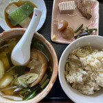 えんどう - 山菜芋団子汁セット