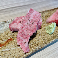 柳橋焼にく わにく - 