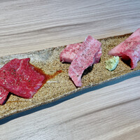 柳橋焼にく わにく - 