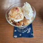 福日和カフェ - シナモンとピンクペッパーでおめかし。