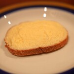 ケイブ バー - お通し　　帆立貝のムースのリエット