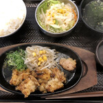 カルビ丼とスン豆腐専門店 韓丼 - 