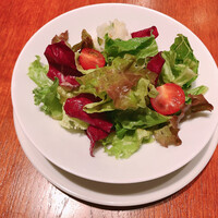 ビストロ ヴィヴィエンヌ - サラダ
