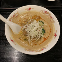 味の中華 羽衣 銀座本店 - 担々麺