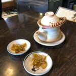 藤蔵屋 - 鯉ひれ酒と野沢菜