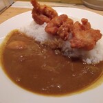 Kareshoppu Shi Ando Shi - 唐揚カレー辛口570円(税込:以下同)を大盛100円