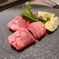 焼肉㐂舌 南船場 - 熟成厚切り牛タン