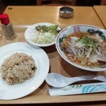 An. - みやけラーメンセット800円