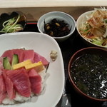 すし元 - １２００えん 特選本鮪の鉄火丼2012.10下