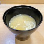 兄弟寿し - アラ出汁味噌汁
