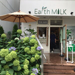 Earth MILK - お店も可愛い