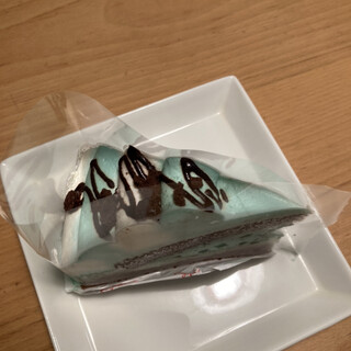 ラ リーヴ洋菓子店 宮原店 さいたま市北区 宮原駅 ケーキのネット予約ならeparkスイーツガイド