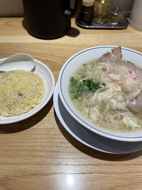 らーめん 鱗 難波店 難波 南海 ラーメン 食べログ