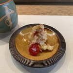 すし丸 - 小鉢：胡桃とサーモンのポテトサラダ風