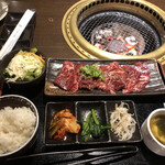 E-Go Yamagata Gyuu Yakiniku Ittou Gai Kurobeko - 