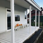 トゥルモン - コンフィチュールは、ご自身で営まれるカフェ「トゥルモン」で販売されています。