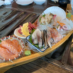 磯金 漁業部 枝幸港 - 選べるスタイル 浜盛り (舟盛りスタイル)