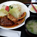 ぶーめらん - 料理写真:ハンバーグ定食