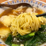 万葉軒 ワンタン麺&香港飲茶Dining - 浅草開化楼製 麺 