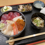 Kitamaeya Yuusen - 海鮮丼1,500円