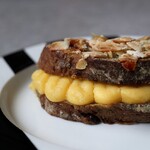 Comme’N TOKYO - 本日のクリームパン