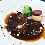 フレンチカフェ つくしのハレン  - 牛肉赤ワイン煮